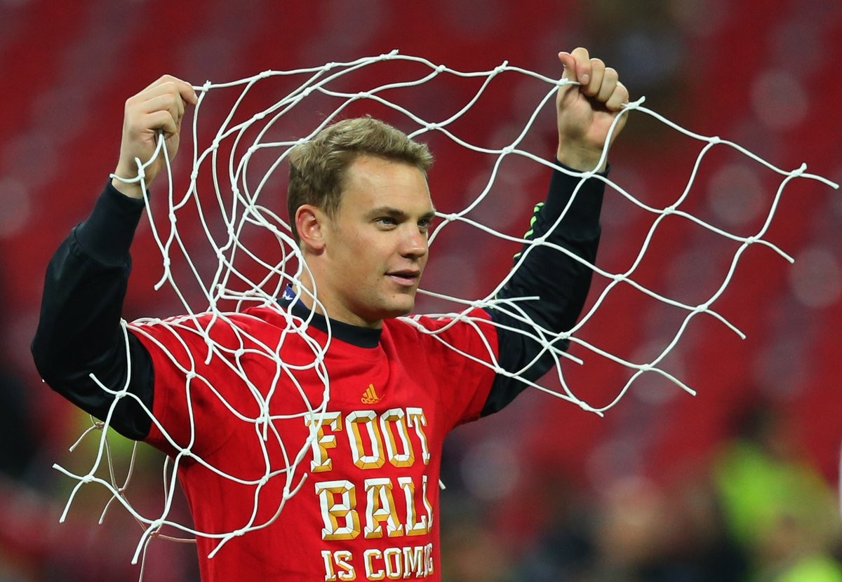 Neuer định hình chuẩn mực thủ môn mới