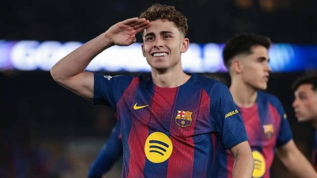 Lopez khẳng định lòng trung thành tuyệt đối với Barca, bất chấp sự chèo kéo quyết liệt từ các đại gia Ngoại hạng Anh.