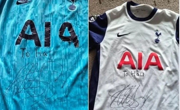 Thầy Park tặng áo đấu có chữ ký Son Heung-min cho Ngọc Hải và Văn Hậu