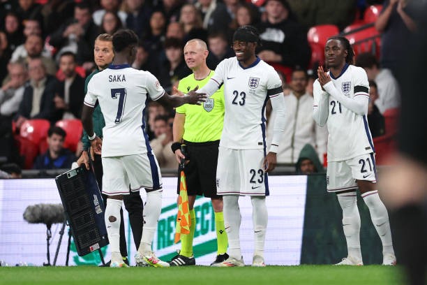 Madueke có cơ hội gây ấn tượng trong lúc Saka được nghỉ ngơi. 