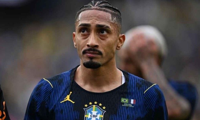 Raphinha dự kiến ngồi ngoài 5 tuần.