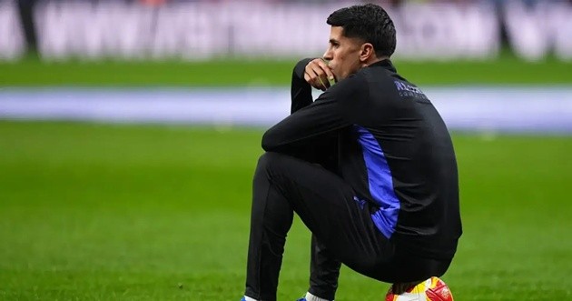 Barca lên kế hoạch mua đứt Cancelo