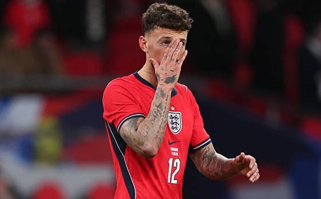 Ben White chưa thể khiến người hâm mộ tuyển Anh hài lòng.