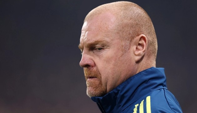 Sean Dyche được kỳ vọng sẽ giúp Tottenham trụ hạng thành công.