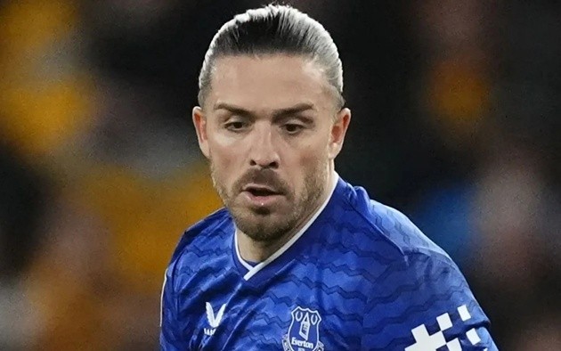 Jack Grealish đang học chơi DJ