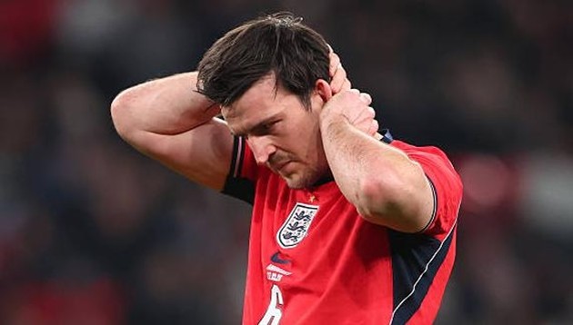 Harry Maguire khó lòng giành suất đá chính ở tuyển Anh.