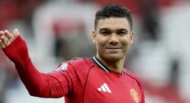 MU phải tìm người thay Casemiro.