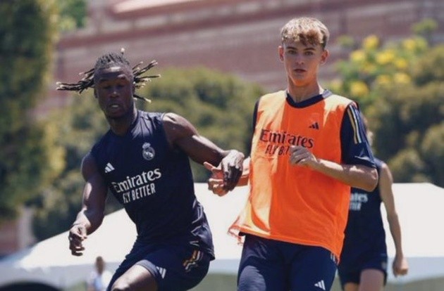 Man Utd nhắm bộ đôi Camavinga và Nico Paz của Real.