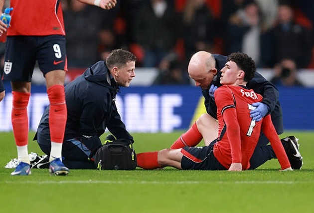 Phil Foden gặp khó khăn dưới triều đại Thomas Tuchel.