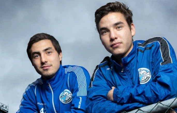 Cặp anh em song sinh nhà Lambert.