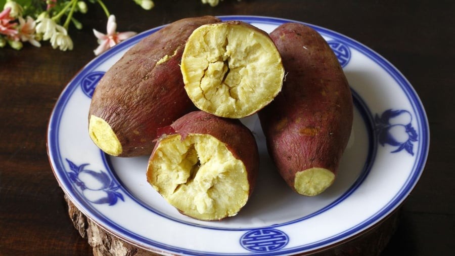 Ăn quá nhiều khoai lang rất dễ gây tăng cân.