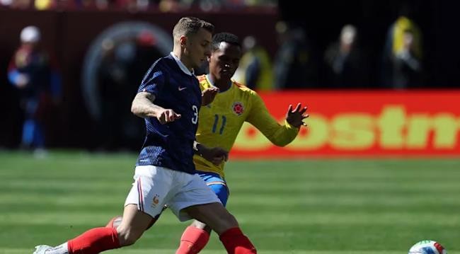 Lucas Digne – 5/10: Khởi đầu khá tốt nhưng sau đó hậu vệ trái của Aston Villa lại tỏ ra nhạt nhòa. Digne thiếu đi những tình huống dâng cao hỗ trợ tấn công hiệu quả cho tuyến giữa và Desire Doue.