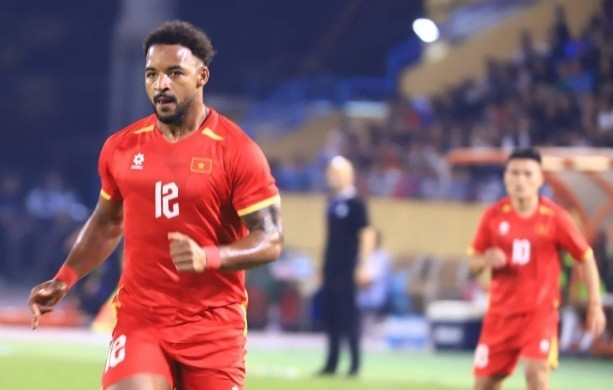 Xuân Son trong màu áo tuyển Việt Nam.