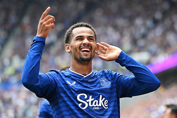 Ndiaye lọt vào tầm ngắm của Liverpool. 