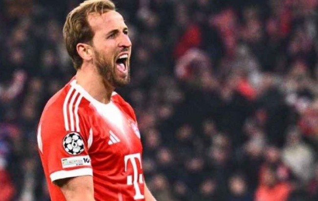 Kane bùng nổ ở Bayern.