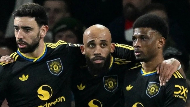 Man Utd lột xác thời Carrick.