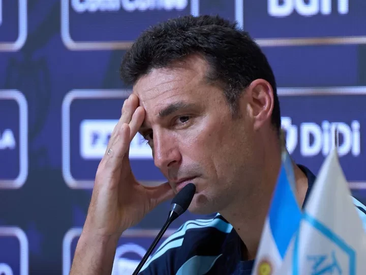 Scaloni đưa ra cảnh báo cho các học trò. 