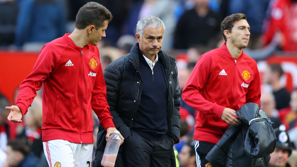 Im lặng cũng là một dạng tấn công.