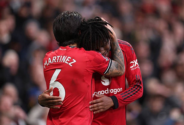 Martinez và Dorgu đã trở lại tập luyện tại Carrington.