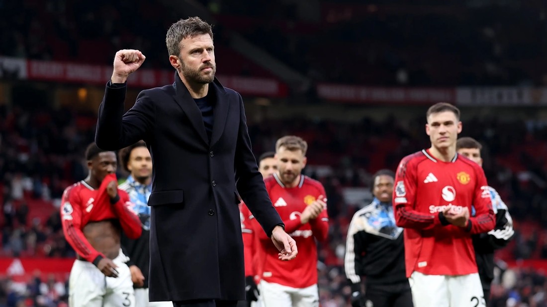Một vị trí trong top 4 đang nằm trong tầm tay thầy trò HLV Michael Carrick.
