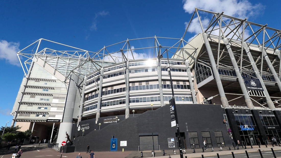 Newcastle United đã bán sân vận động St James' Park cho công ty thuộc sở hữu của Quỹ Đầu tư Công Saudi Arabia.