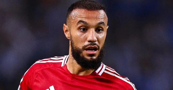  Mazraoui có ý định sớm chia tay sân cỏ.