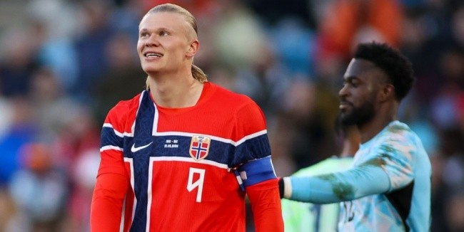 Haaland tịt ngòi trước Thụy Sĩ.