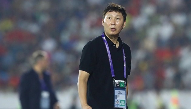 Ông Kim Sang-sik chốt vị trí tiền đạo cho Hoàng Hên.