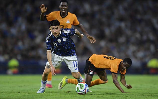 Zambia gần như chỉ biết phòng ngự suốt 90 phút.