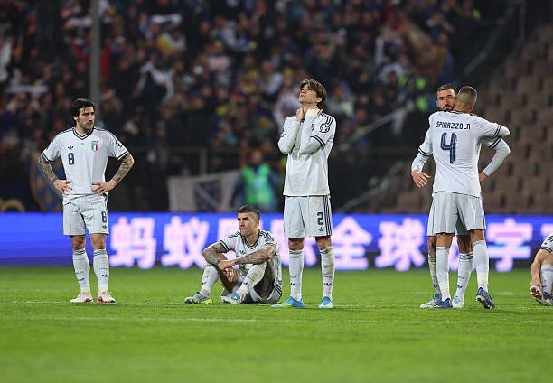 ĐT Ý tiếp tục lỡ hẹn với World Cup. 