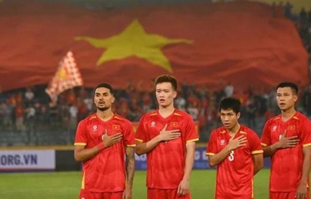 Hoàng Hên giúp hàng công tuyển Việt Nam trở nên biến hóa hơn.