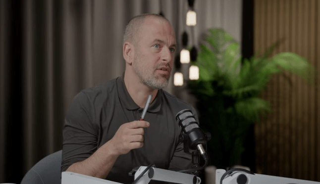 Joe Cole khuyên Tuchel đặt niềm tin vào Palmer thay vì Saka.