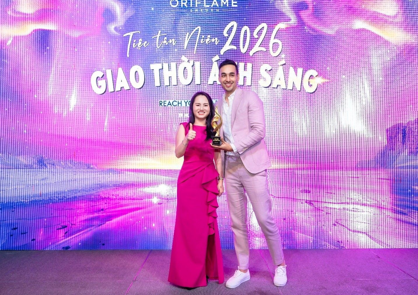 Hình 1 - FS và Trâm Hà.jpg