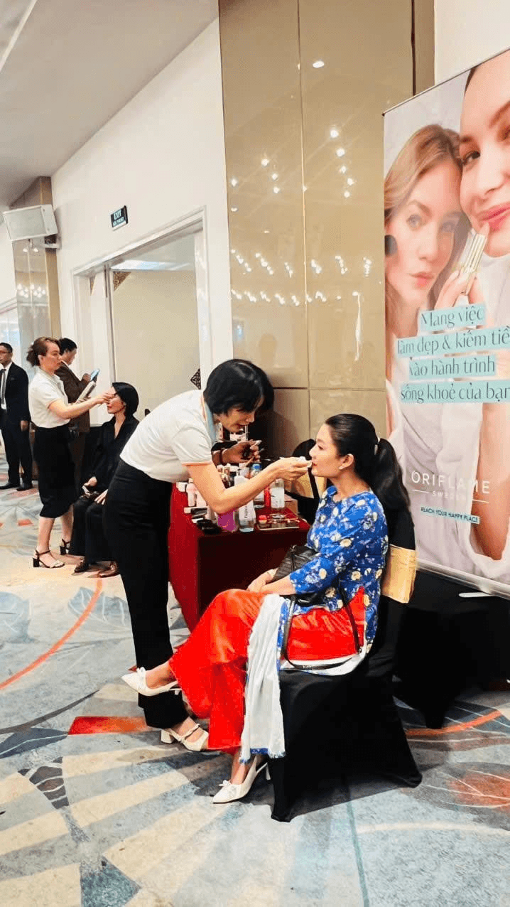 Hình 2 - Dù là thỏi son....png