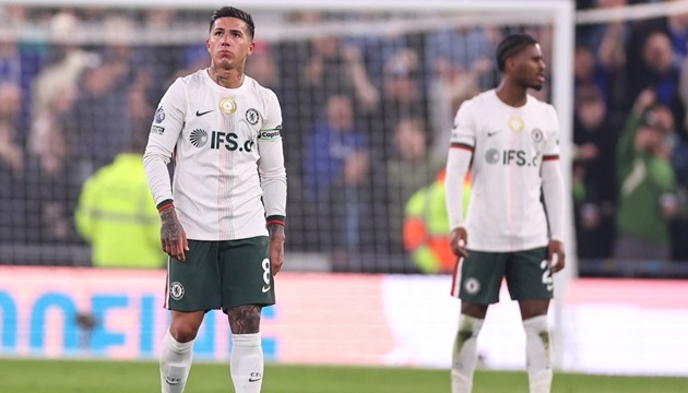 Enzo Fernandez đối mặt với nhiều chỉ trích tại Chelsea.
