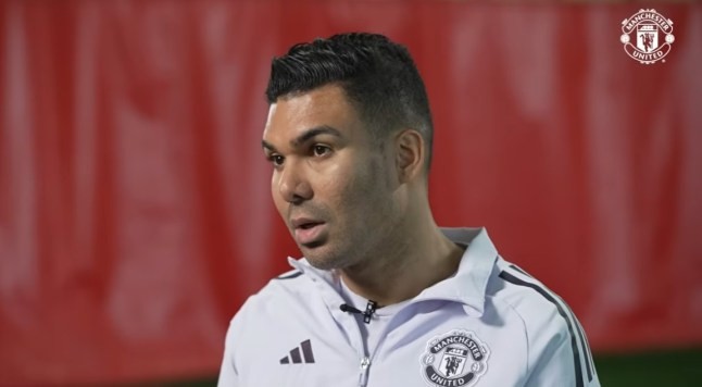 Casemiro hết lời ca ngợi Mainoo.