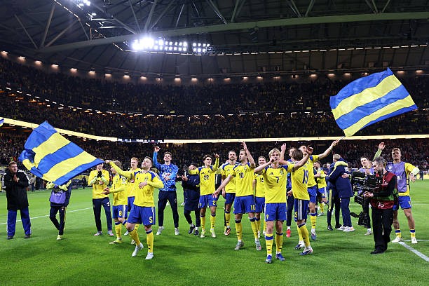 Thụy Điển lách qua khe cửa hẹp để đến với World Cup. 