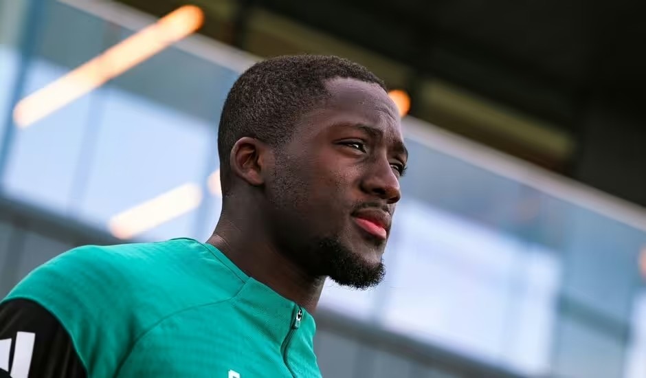 Ibrahima Konate được cho yêu cầu lương khủng để gia hạn với Liverpool.