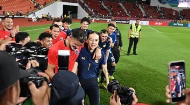 Madam Pang là chủ tịch đầy tâm huyết của bóng đá Thái Lan.