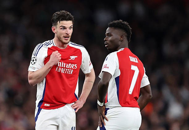 Những trụ cột như Declan Rice hay Bukayo Saka đã được bảo toàn thể lực sau loạt trận quốc tế. 