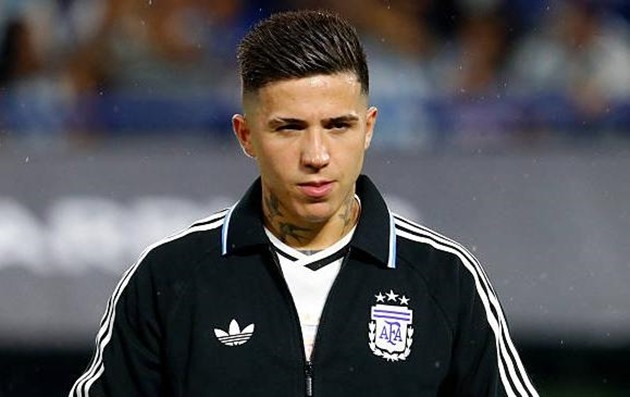 Chelsea có thể để Enzo Fernandez rời câu lạc bộ.