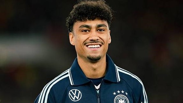 Nathaniel Brown vẫn nằm trong tầm ngắm của Arsenal kể từ đầu mùa.