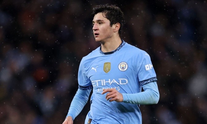 Khusanov là hiện tại và cả tương lai của hàng phòng ngự Man City.