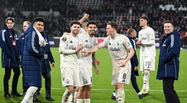 MU muốn chốt nhanh thương vụ Anderson.