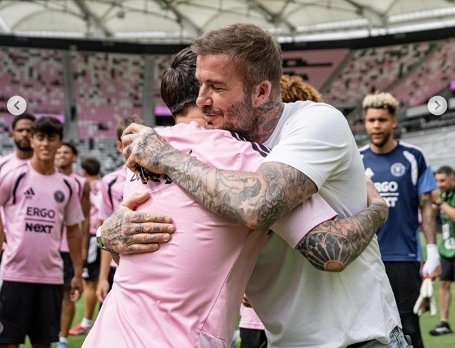 Beckham và Messi ở sân vận động mới.