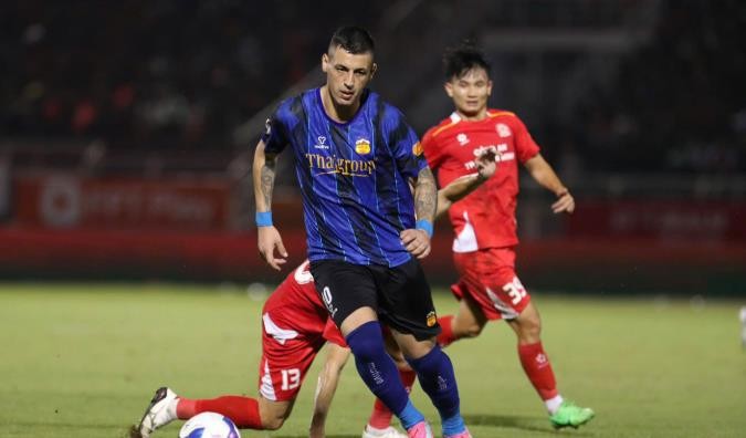 Silva Marciel là linh hồn trong lối chơi của HAGL.