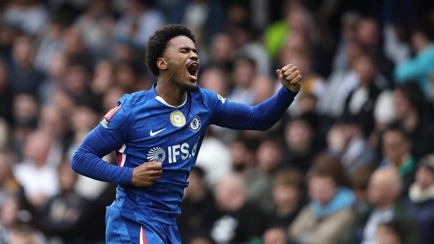 Jorrel Hato (7 điểm): Hato tiếp tục chứng minh cái duyên ghi bàn dưới thời Liam Rosenior với pha lập công mở màn đầy hưng phấn.