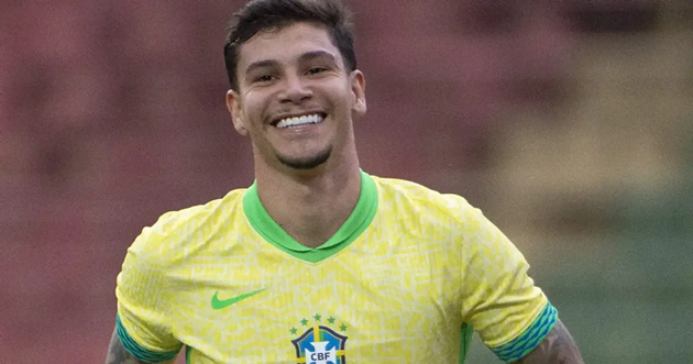 Tài năng trẻ Erick Bele lọt vào tầm ngắm của Liverpool, PSG và Parma.