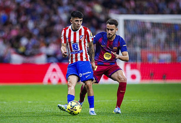 Eric Garcia – 6.5 điểm: Khá mờ nhạt ở khu trung tuyến và trớ trêu thay lại thi đấu thanh thoát hơn khi lùi về đá hậu vệ cánh phải. Sau cùng, anh lại bị đẩy lên hàng tiền vệ do chấn thương của Bernal.