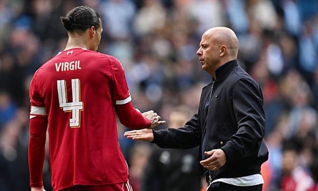 Liverpool đem đến màn trình diễn tồi tệ ở cuộc chạm trán Manchester City.